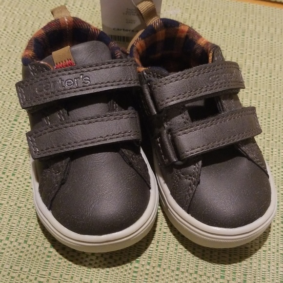 Carter's toddler shoes - Picture 1 of 4